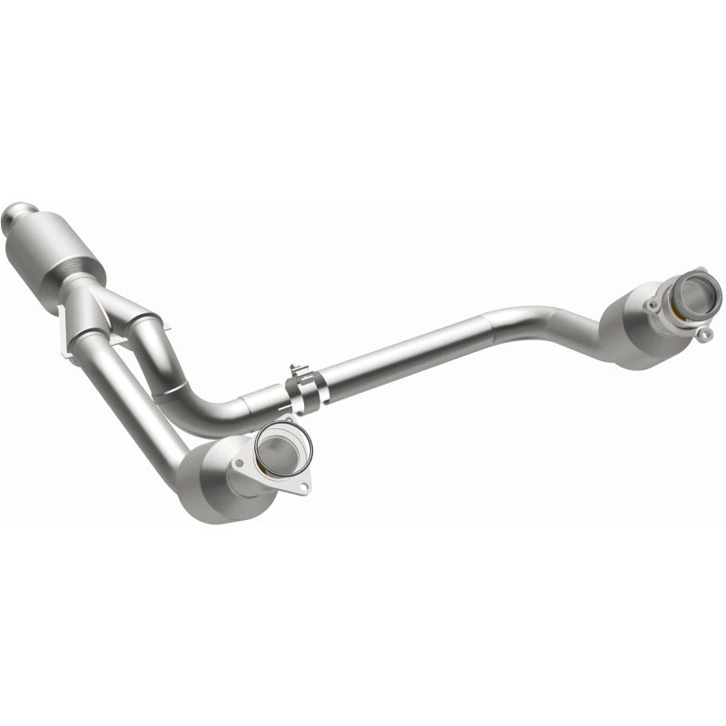MagnaFlow 14-15 Chevrolet Silverado 1500 5.3L Direct-Fit Catalytic Converter - 5582642