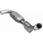 MagnaFlow Direct Fit Catalytic Converter 00-01 Ford F-150 4.6L 2wd - 93152
