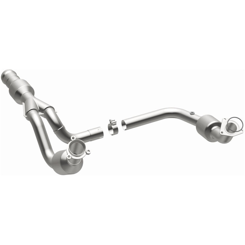 MagnaFlow 11-15 GMC Yukon 6.2L Direct Fit Converter - 5582616