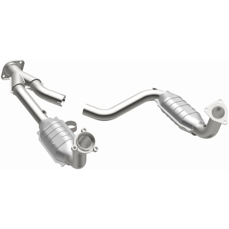 MagnaFlow 2003 Chevrolet SSR 5.3L Direct Fit Converter - 4451640