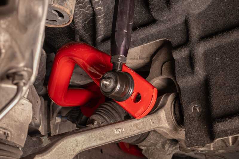 UMI Performance 16-24 Chevrolet Camaro Suspension Stabilizer Bar Link - Red - 2549