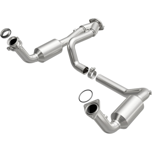 MagnaFlow 04-06 Chevrolet Silverado 1500 5.3L Direct Fit Catalytic Converter - 4651097