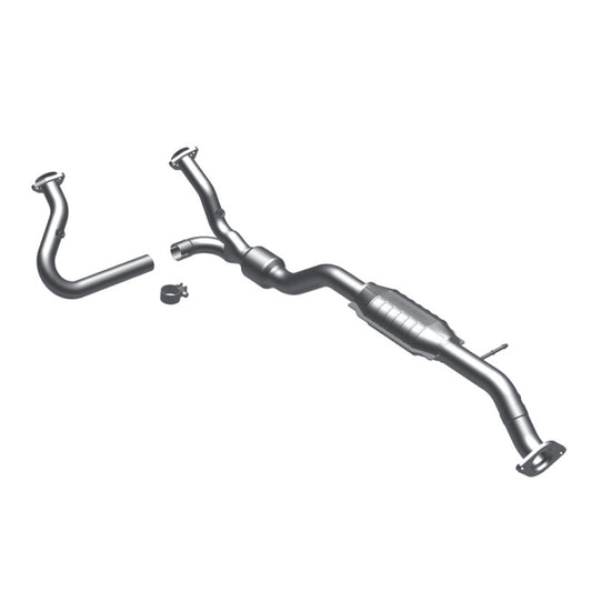 MagnaFlow Direct Fit Catalytic Converter 00-05 Blazer 4WD 4.3L OEM - 49574