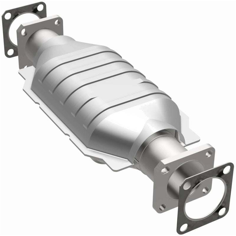 MagnaFlow Direct Fit Catalytic Converter Chevrolet-Isuzu 82 8 - 23652