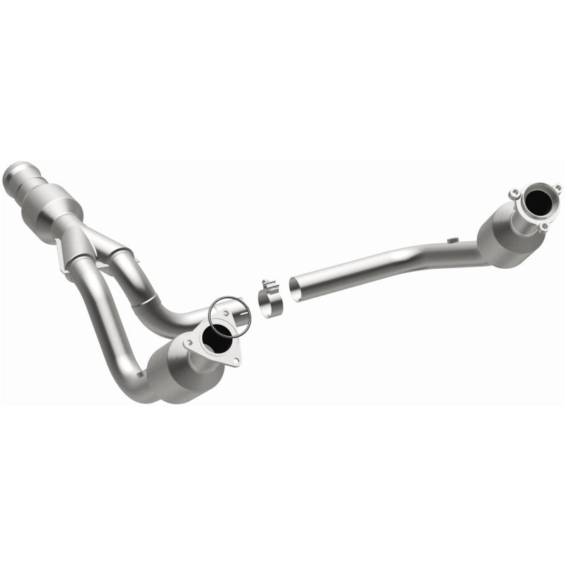 MagnaFlow 15-16 Cadillac Escalade 6.2L Direct Fit Converter - 5582617