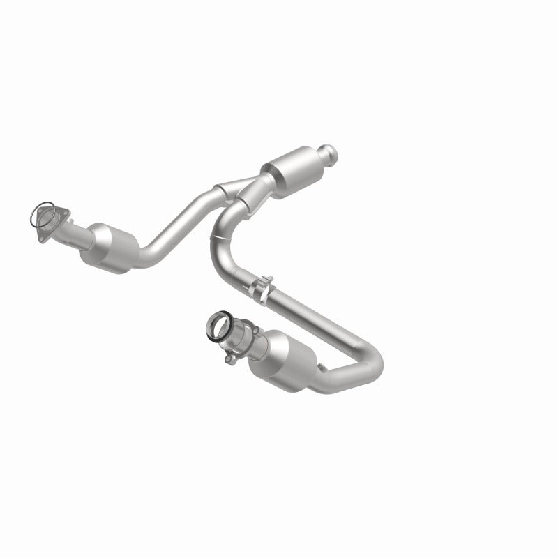 MagnaFlow 14-15 Chevrolet Silverado 1500 Underbody 4.3L / 5.3L Direct-Fit Catalytic Converter - 280424