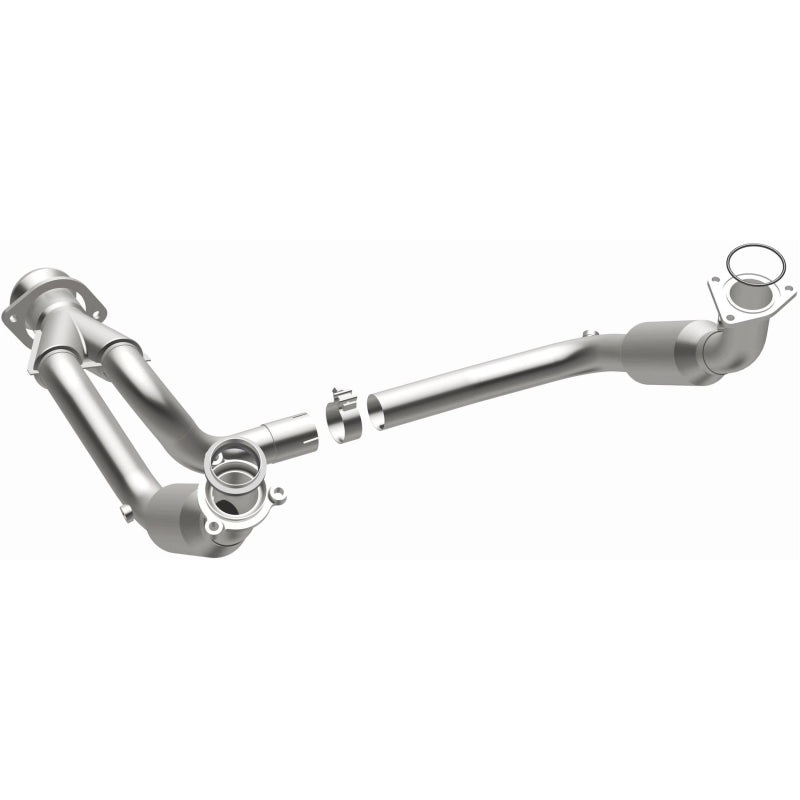 MagnaFlow 09-10 Cadillac Escalade 6.2L Direct Fit Converter - 5551631