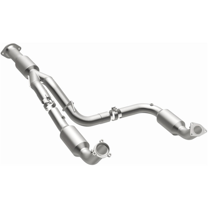 MagnaFlow 12-14 Chevrolet Silverado 2500 HD 6.0L Direct Fit Converter - 5582812
