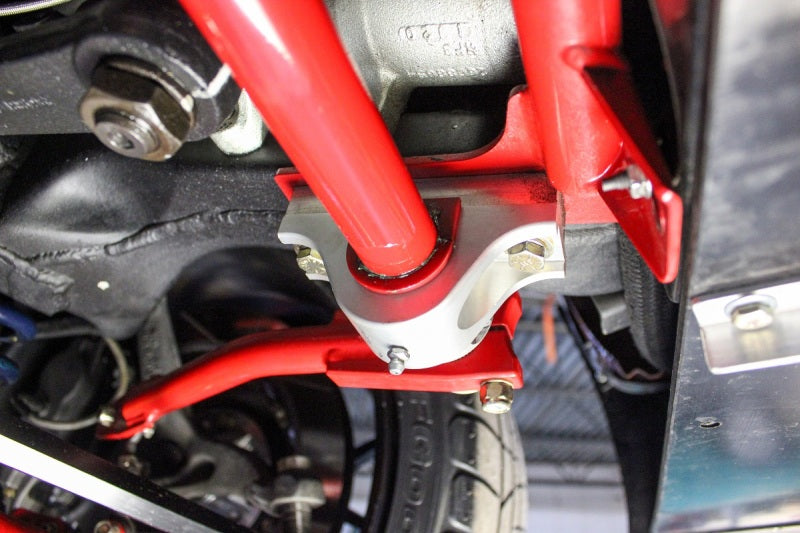 UMI Performance 1-1/4in Splined Front Sway Bar (Double Shear End Links) - 2680-B